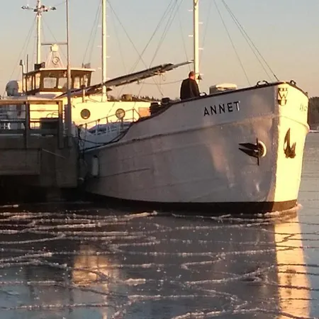 Botel M/s Annet Ship *